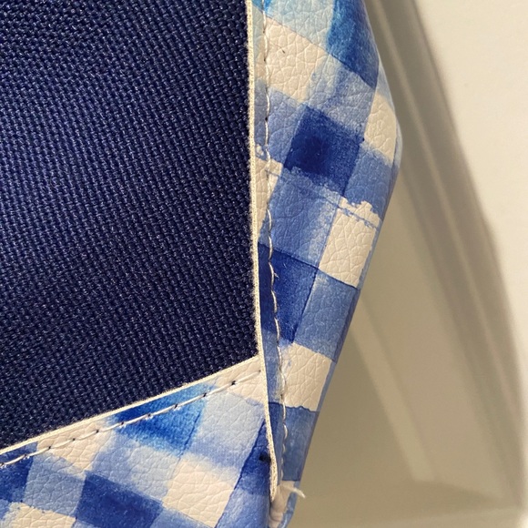 Bath & Body Works canvas bag, navy blue with gingham bottom - Picture 4 of 5